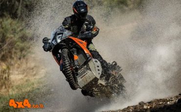 אופנועי KTM - ה-790 DUKE וה-790 ADVENTURE מגיעים לישראל