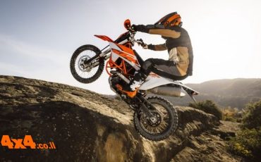 ק.ט.מ KTM משיקה בישראל את ה-690 Enduro R וה-690 SMC-R החדשים