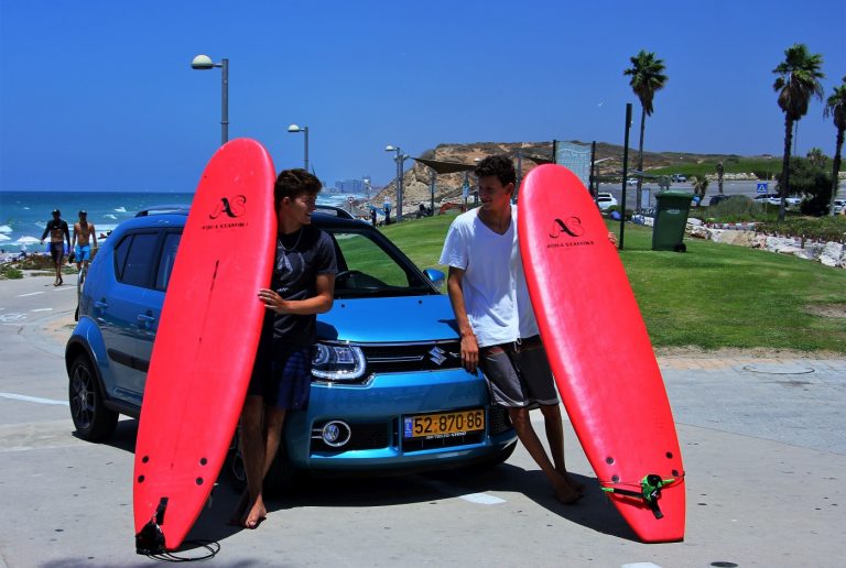 סוזוקי איגניס אקווה סטמינה מועדון גלישה