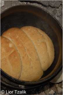 bread-in-poike